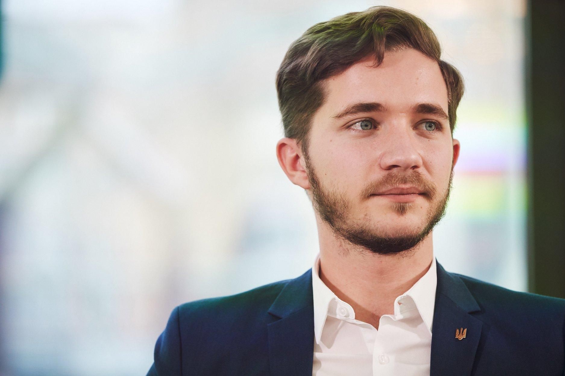 Олег Саакян: Україна входить у небезпечну фазу війни